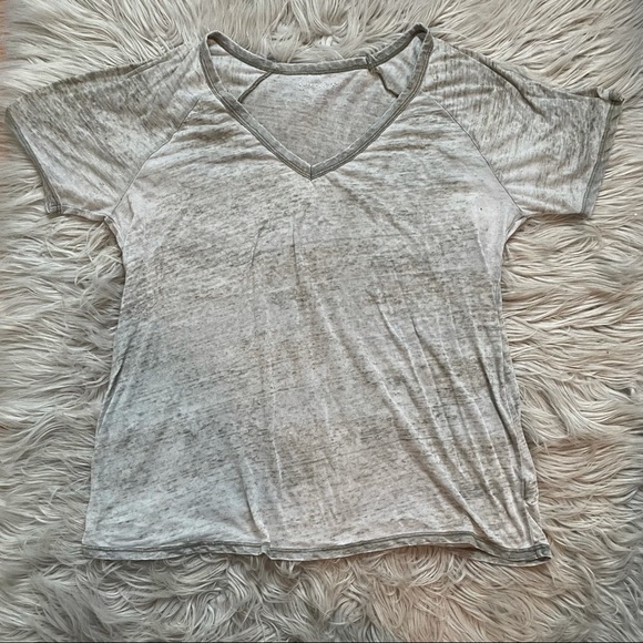 American Eagle T-Shirt - Picture 2 of 4